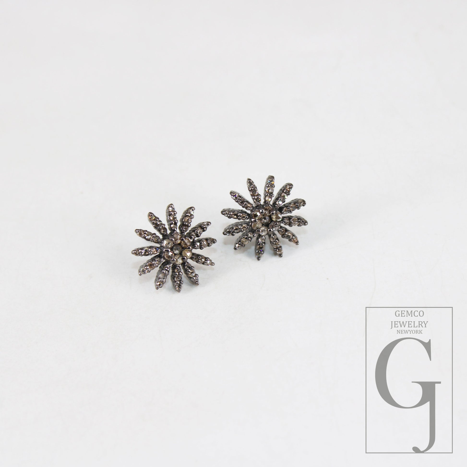 Oxidized finsih  starburst shaped design Rosecut pave diamond stud earring 925 sterling silver handmade silver finish diamond stud earring