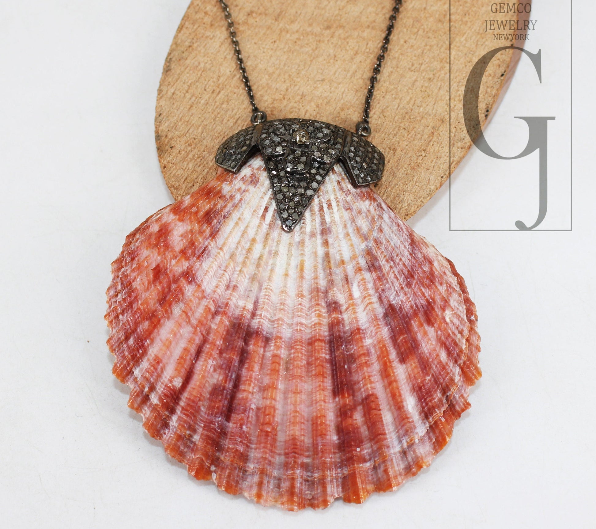 Beautiful Jumbo Scallop Red Sea Shell Pendant Rosecut Pave Diamond Pendant 925 Sterling Silver Finish Diamond Charms Necklace Pendant