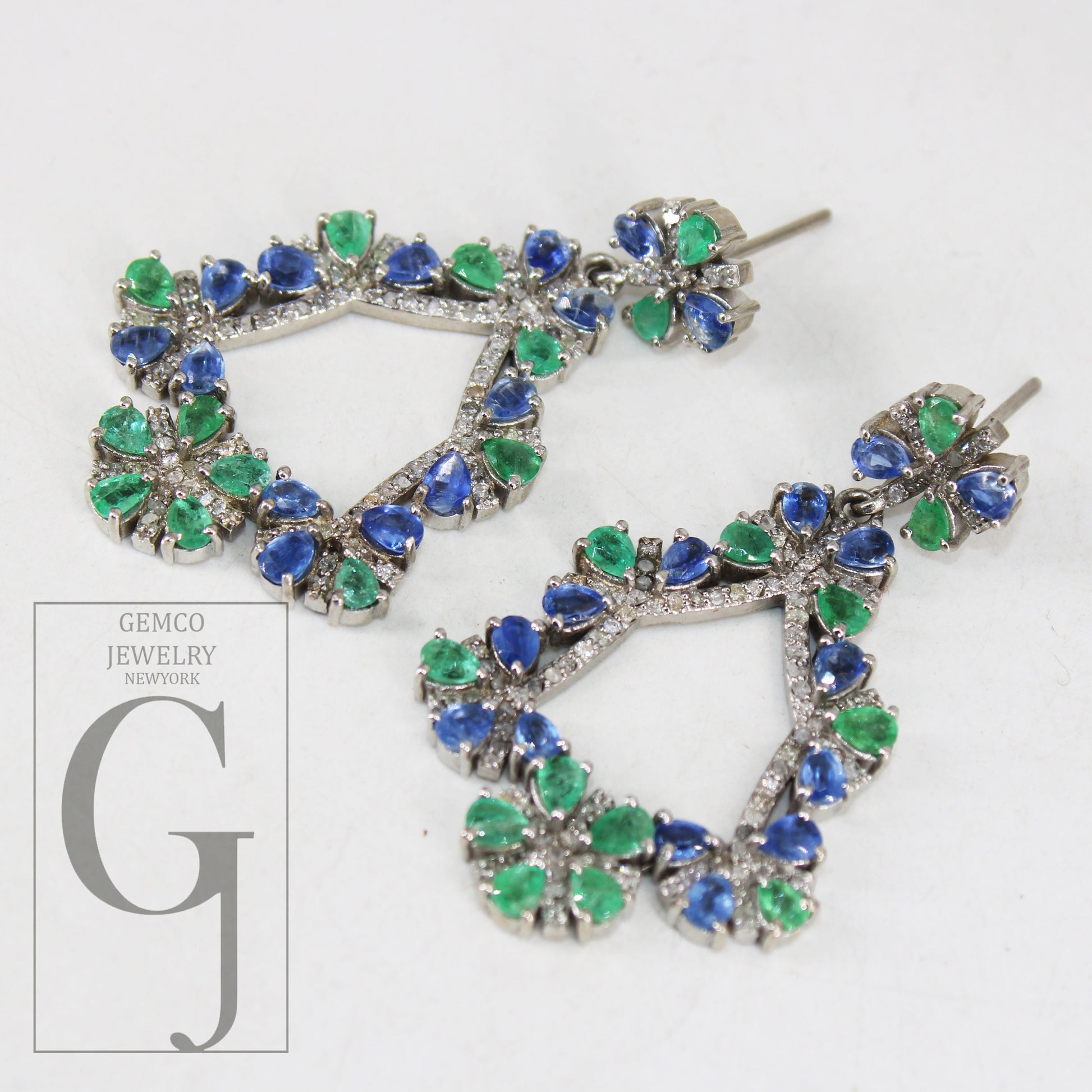 Beautiful Designer Emerald And Sapphire Earring Rosecut Pave Diamond Earrings 925 Sterling Silver Handmade Silver Finish Diamond Earring