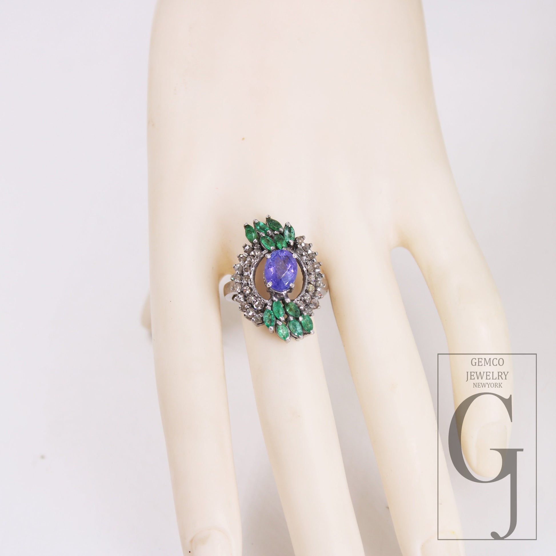 Very Beautiful Emerald And Tanzanite Ring Designer Rosecut Pave Diamond Rings 925 Sterling Silver Handmade Silver Finish Diamond Ring