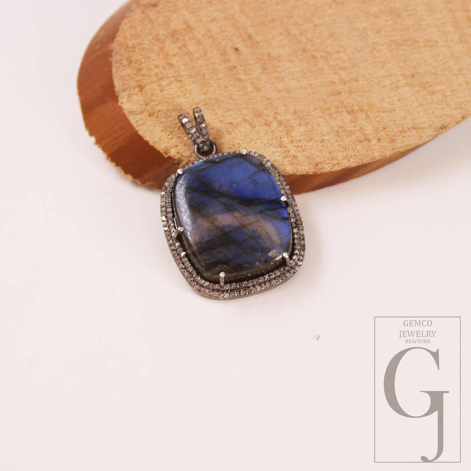Antique Look Labradorite Pendant Designer Rosecut Pave Diamond 925 Sterling Silver Handmade Finish Pendant Diamond Charms Necklace Pendant
