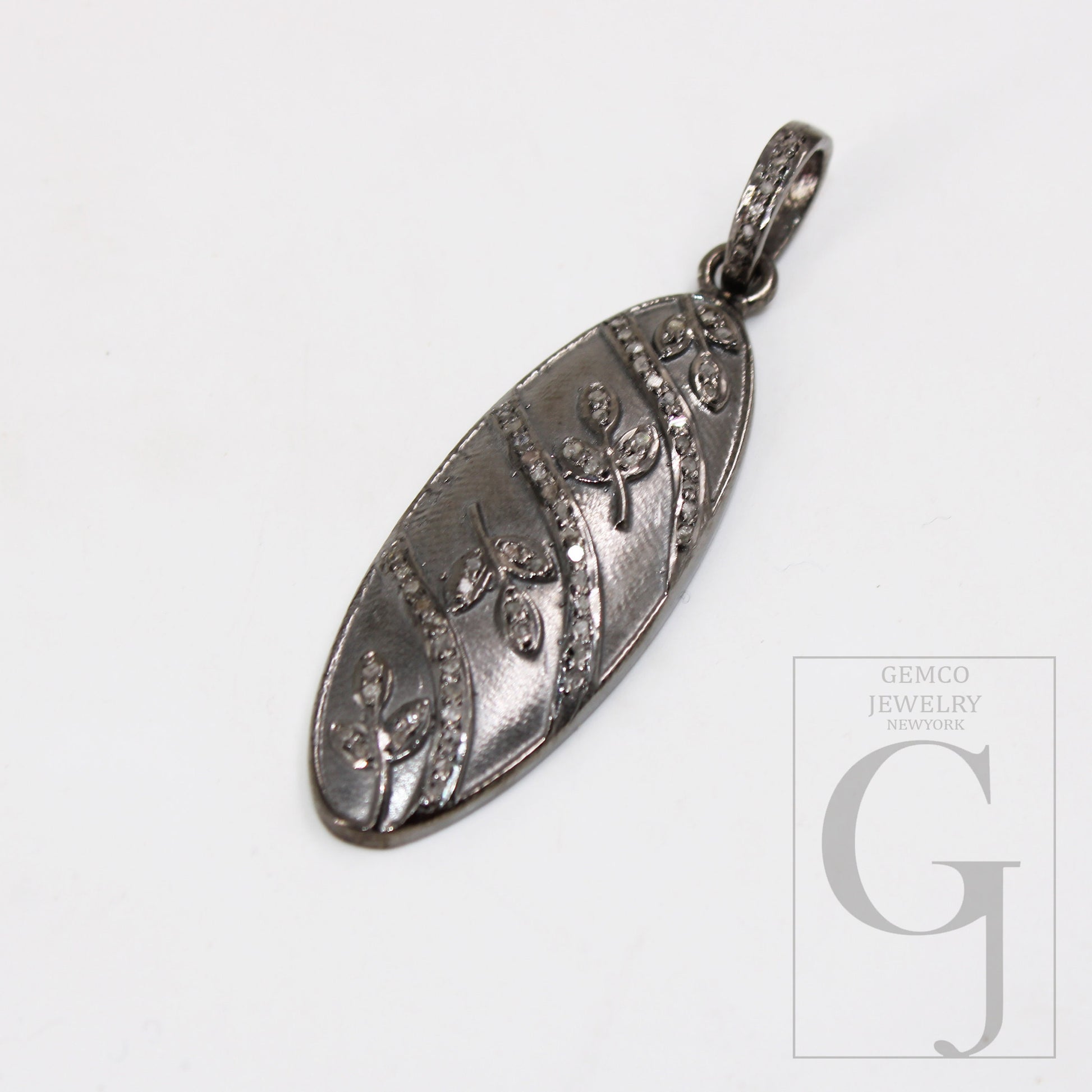 Beautiful Oval Designer Flower Pendant Rosecut Pave Diamond Pendant 925 Sterling Silver Handmade Finish Diamond Jewelry Necklace Pendant