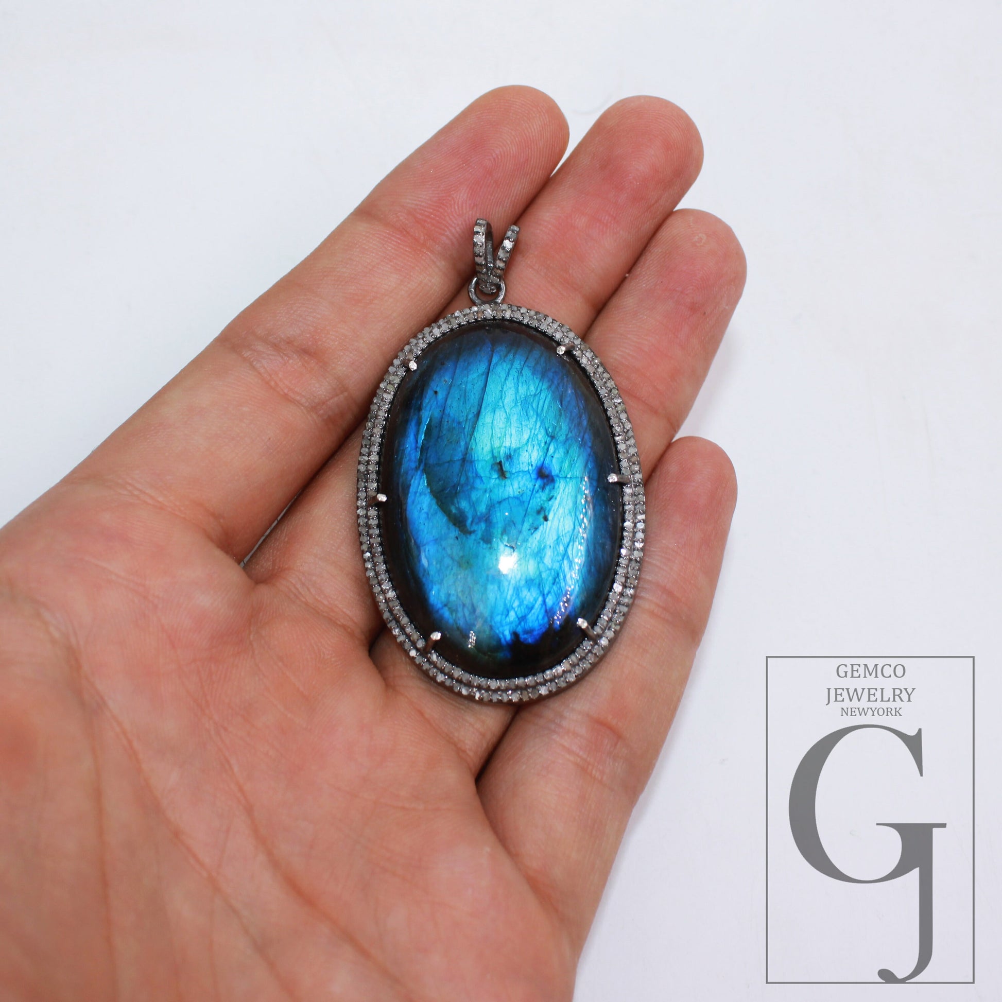 1pc Oxidized designer labradorite pendant Rosecut pave diamond pendant 925 sterling silver handmade finish diamond charms necklace pendant