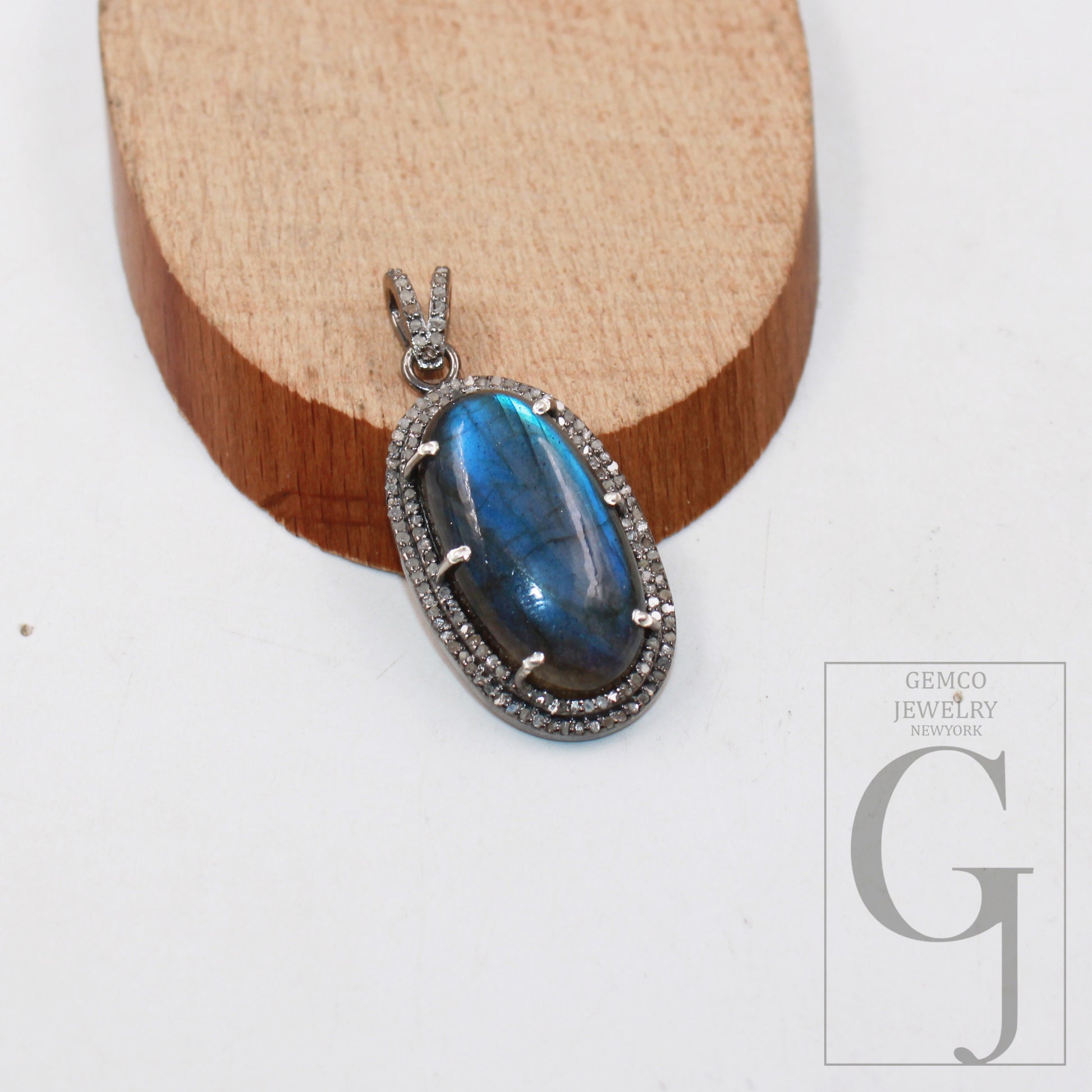 1pc Beautiful Designer Labradorite Pendant Rosecut Pave Diamond Pendant 925 Sterling Silver Handmade Finish Diamond Charms Necklace Pendant