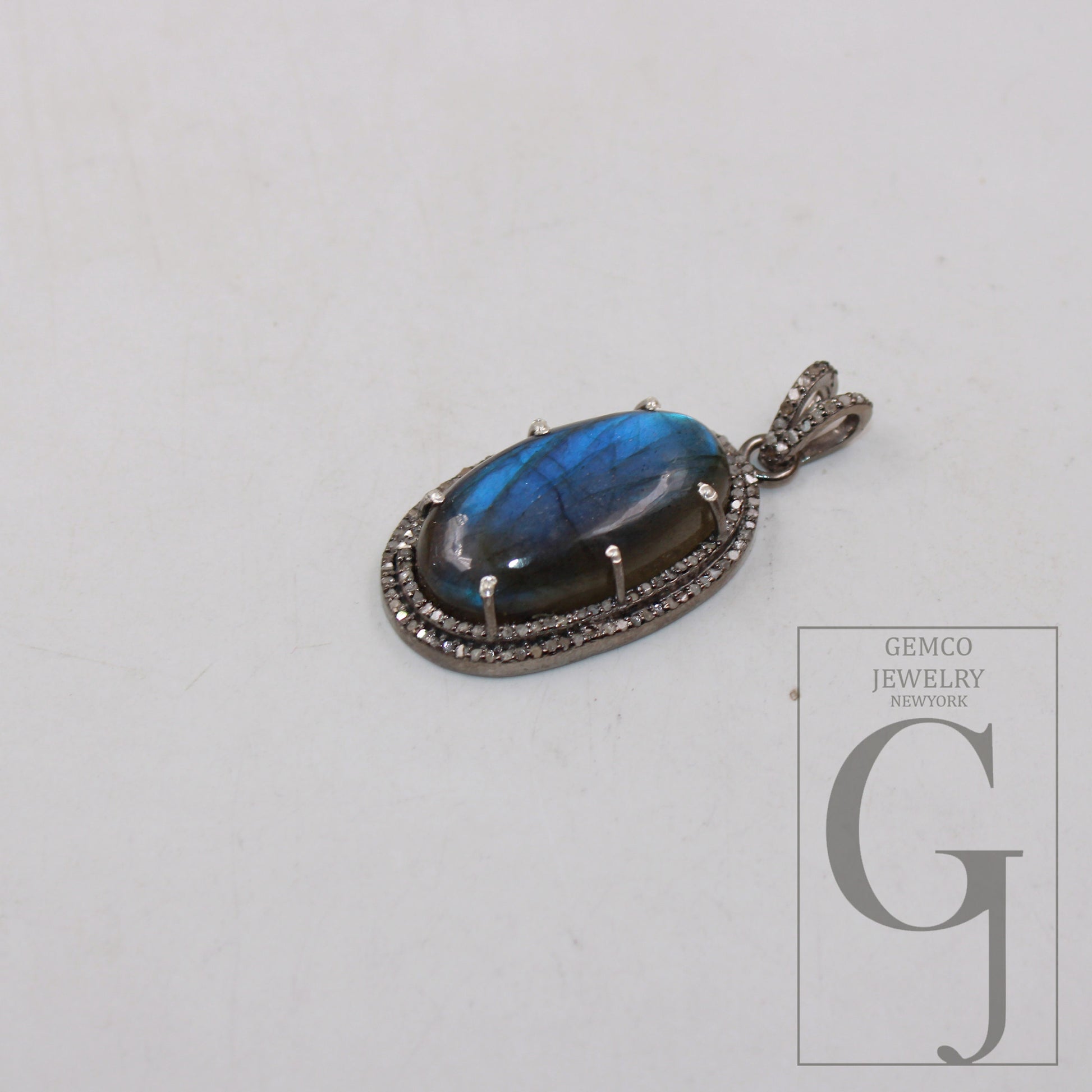 1pc Beautiful Designer Labradorite Pendant Rosecut Pave Diamond Pendant 925 Sterling Silver Handmade Finish Diamond Charms Necklace Pendant