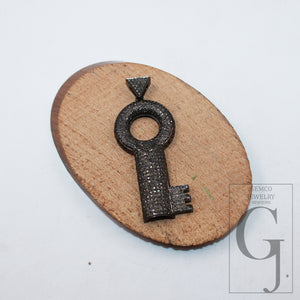 Key pendant design brilliant cut diamond pave diamond pendant 925 sterling silver handmade finish beautiful diamond jewelry pendant jewelry