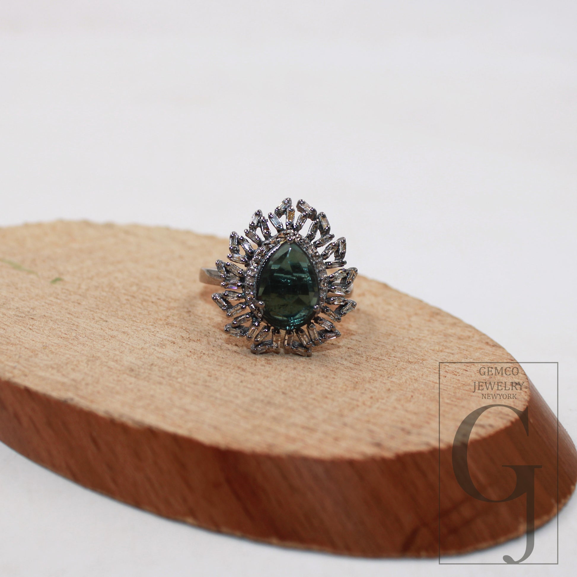 Beautiful green tourmaline ring designer Rosecut pave diamond rings 925 sterling silver handmade silver finish Baguette diamond ring jewelry