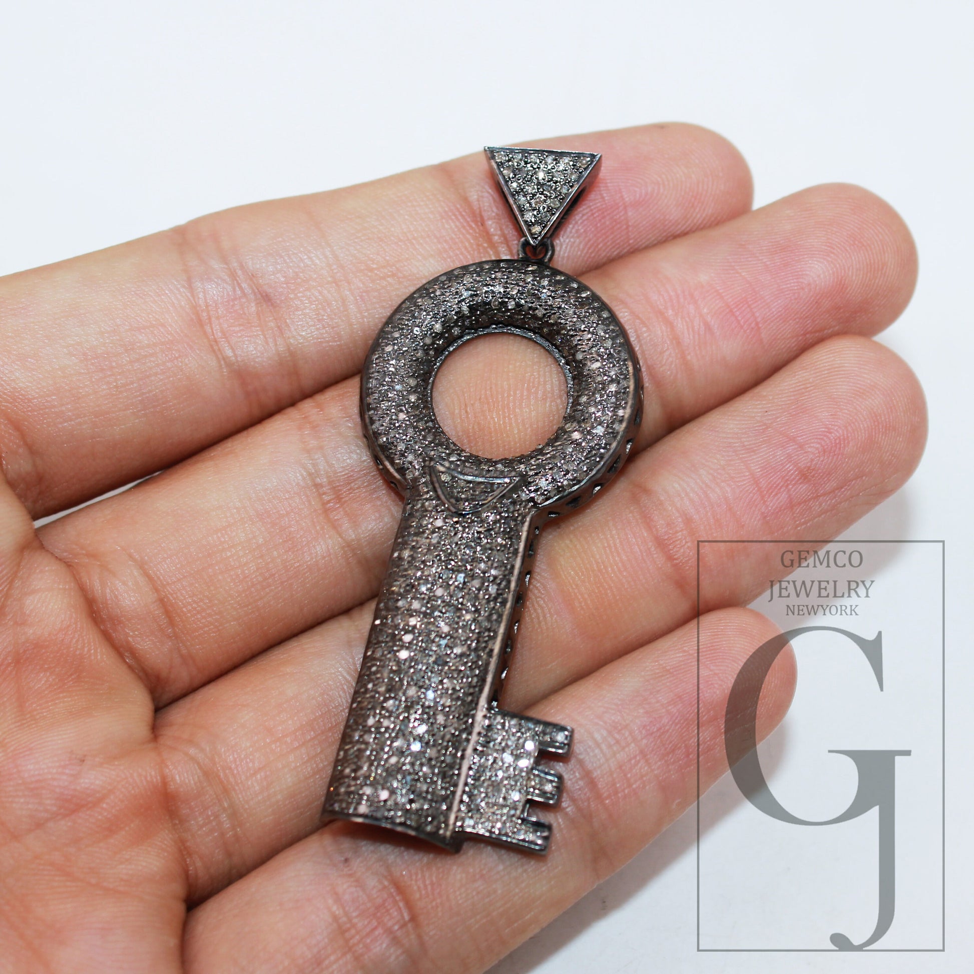 Key pendant design brilliant cut diamond pave diamond pendant 925 sterling silver handmade finish beautiful diamond jewelry pendant jewelry