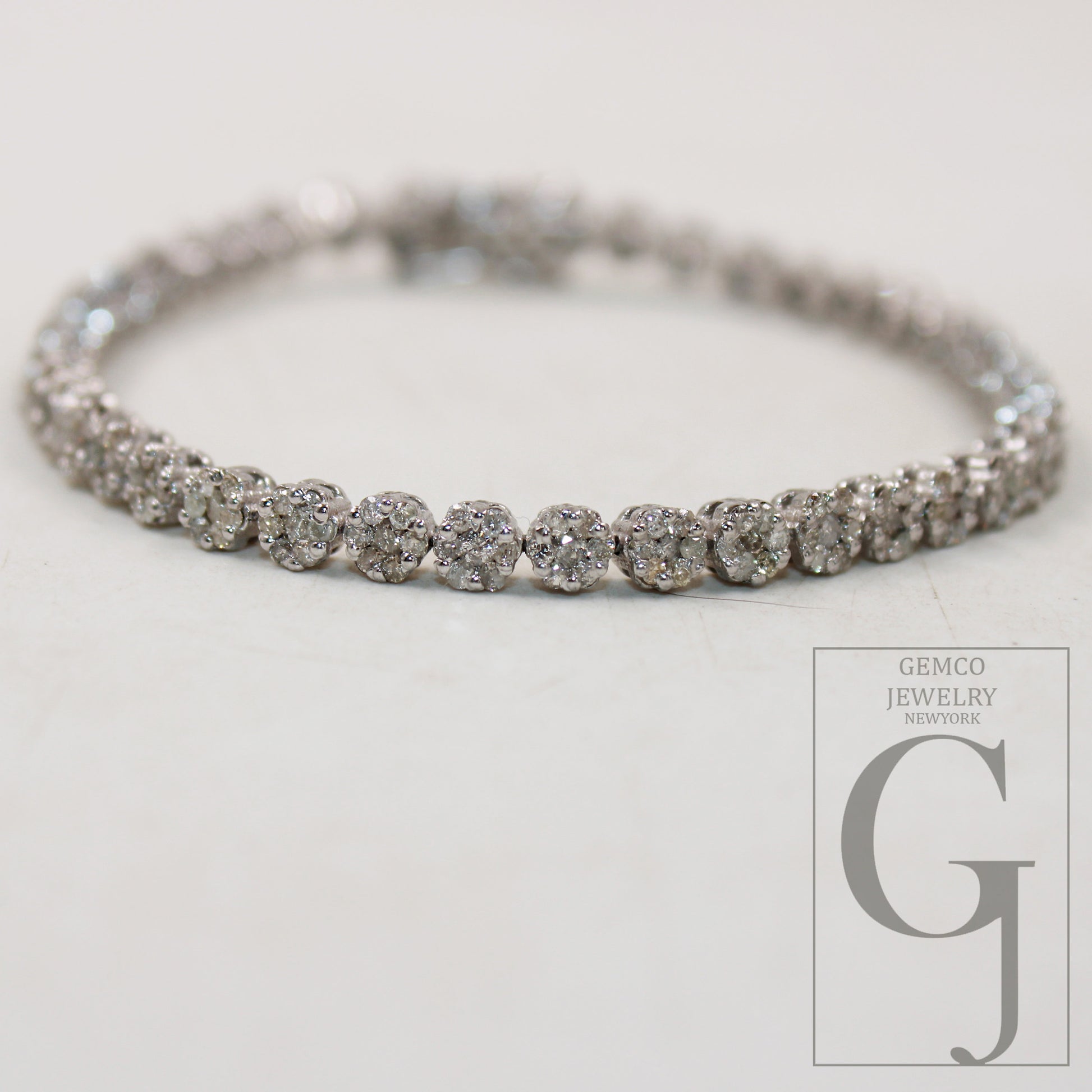 Beautiful designer tennis bracelet handmade 925 sterling silver gold bangle jewelry pave diamond brilliant cut white color diamond jewelry