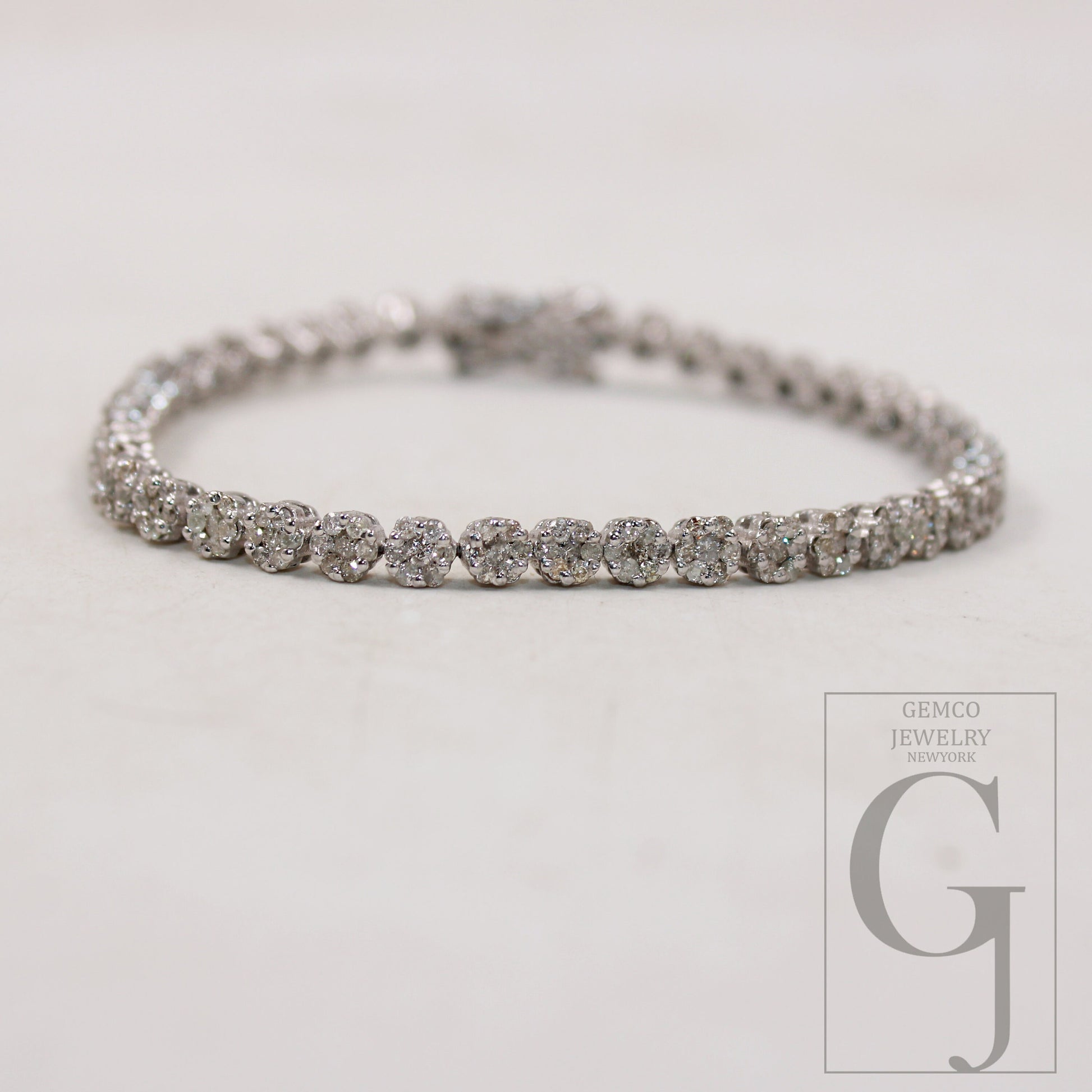 Beautiful designer tennis bracelet handmade 925 sterling silver gold bangle jewelry pave diamond brilliant cut white color diamond jewelry
