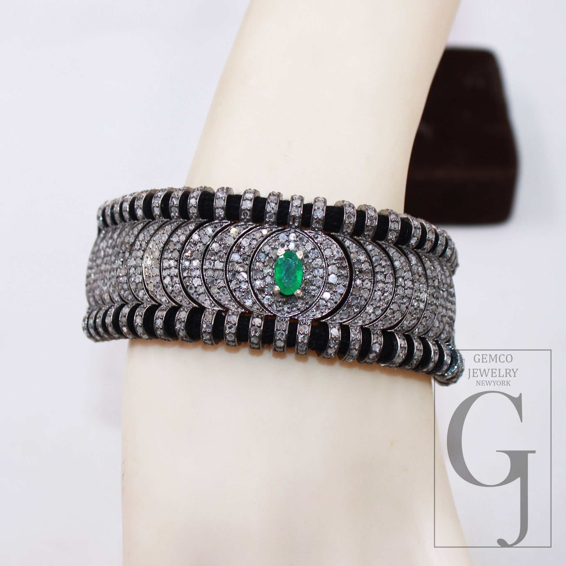 Green emerald design thread bracelet Rosecut pave diamond thread bangle bracelet 925 sterling silver handmade finish bangle macrame bracelet