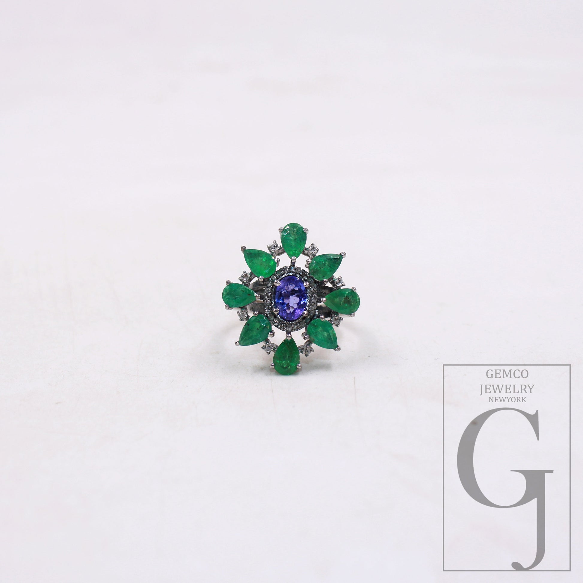 1pc Oxidized Finish Tanzanite Emerald Ring Designer Rosecut Pave Diamond Rings 925 Sterling Silver Handmade Finish Diamond Ring Jewelry