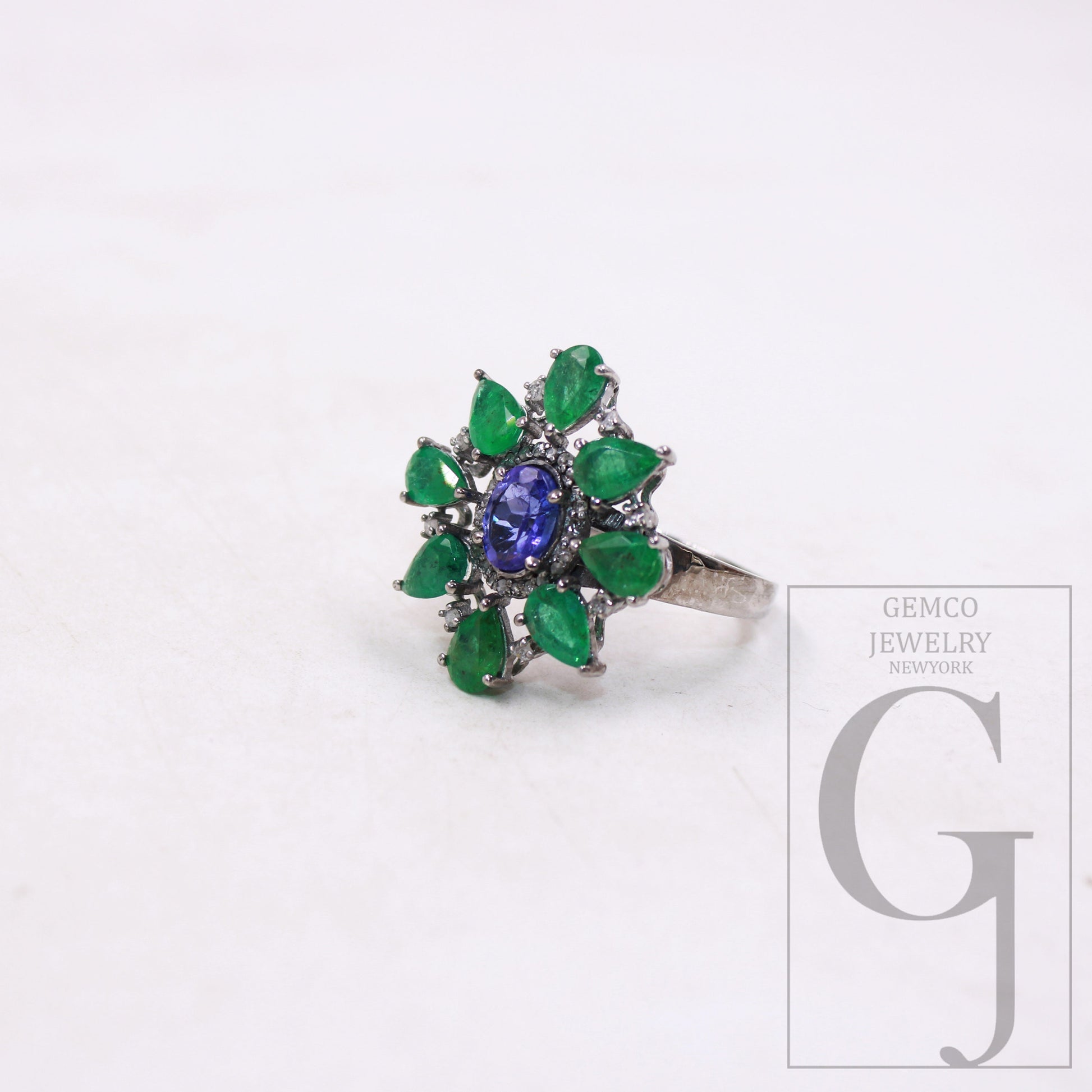 1pc Oxidized Finish Tanzanite Emerald Ring Designer Rosecut Pave Diamond Rings 925 Sterling Silver Handmade Finish Diamond Ring Jewelry