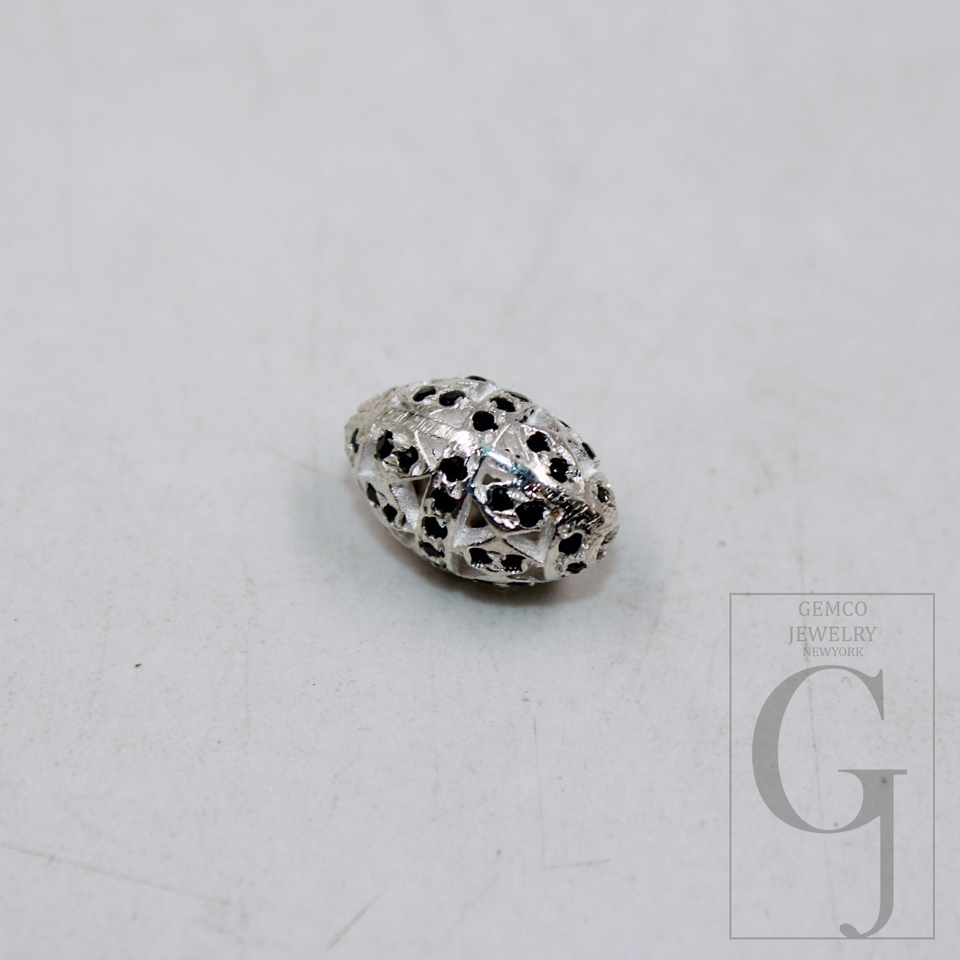 1pc Oval Pave Black Diamond Beads 925 Sterling Silver Handmade Black Pave Diamond Egg Design Bead / Spacers 10mm Jewelry Making Supplies