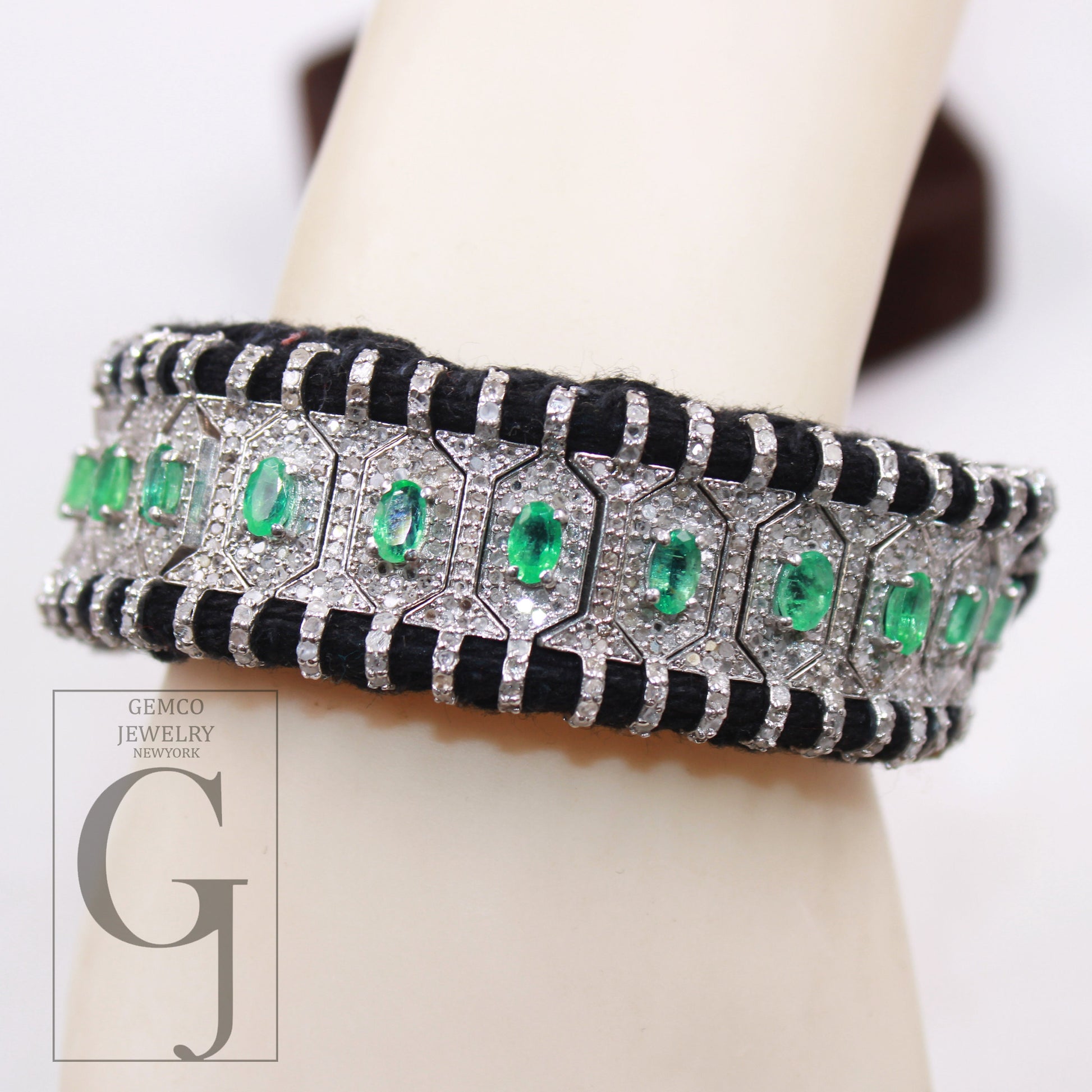 Green emerald design thread bracelet Rosecut pave diamond thread bangle bracelet 925 sterling silver handmade finish bangle macrame bracelet