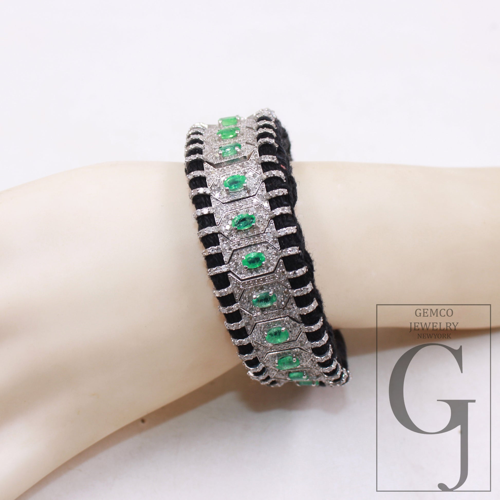 Green emerald design thread bracelet Rosecut pave diamond thread bangle bracelet 925 sterling silver handmade finish bangle macrame bracelet