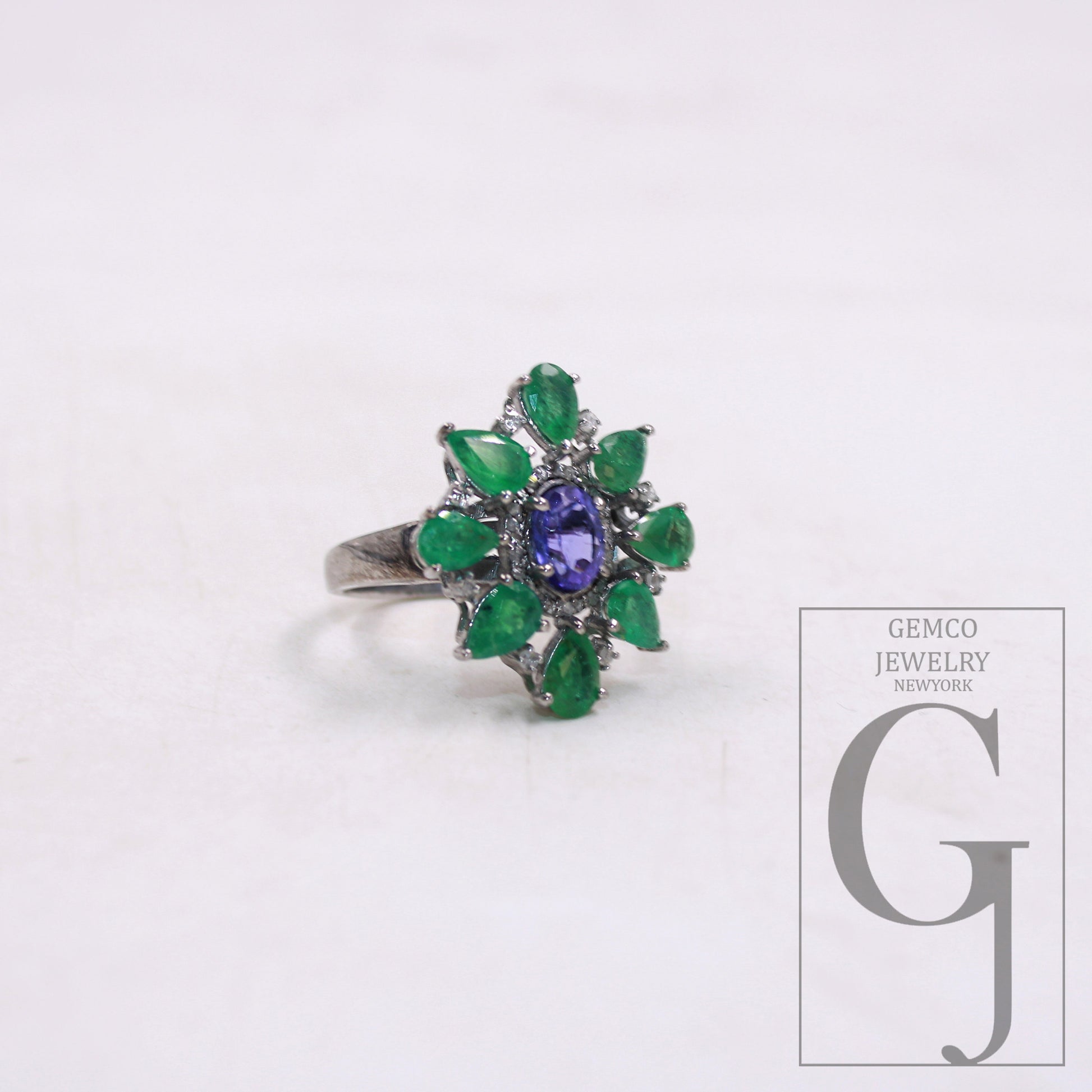 1pc Oxidized Finish Tanzanite Emerald Ring Designer Rosecut Pave Diamond Rings 925 Sterling Silver Handmade Finish Diamond Ring Jewelry