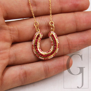 1pc Horseshoe pendant in ruby red color stone Rosecut pave pendant 925 sterling silver handmade finish jewelry pendant lucky necklace