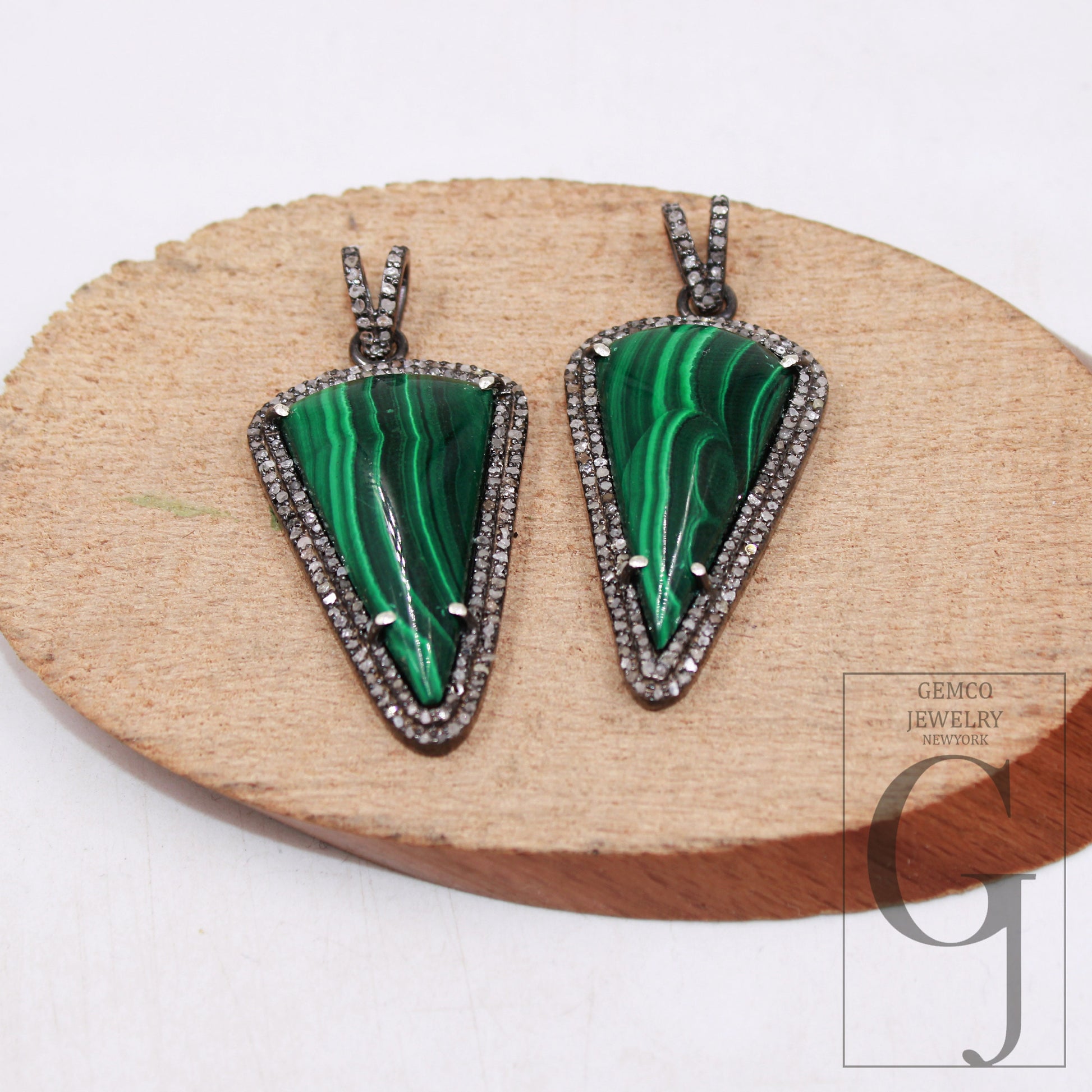 1pc Spike Design Malachite Pendant Rosecut Pave Diamond Pendant Sterling 925 Silver Handmade Finish Diamond Charm Necklace Pendant Jewelry
