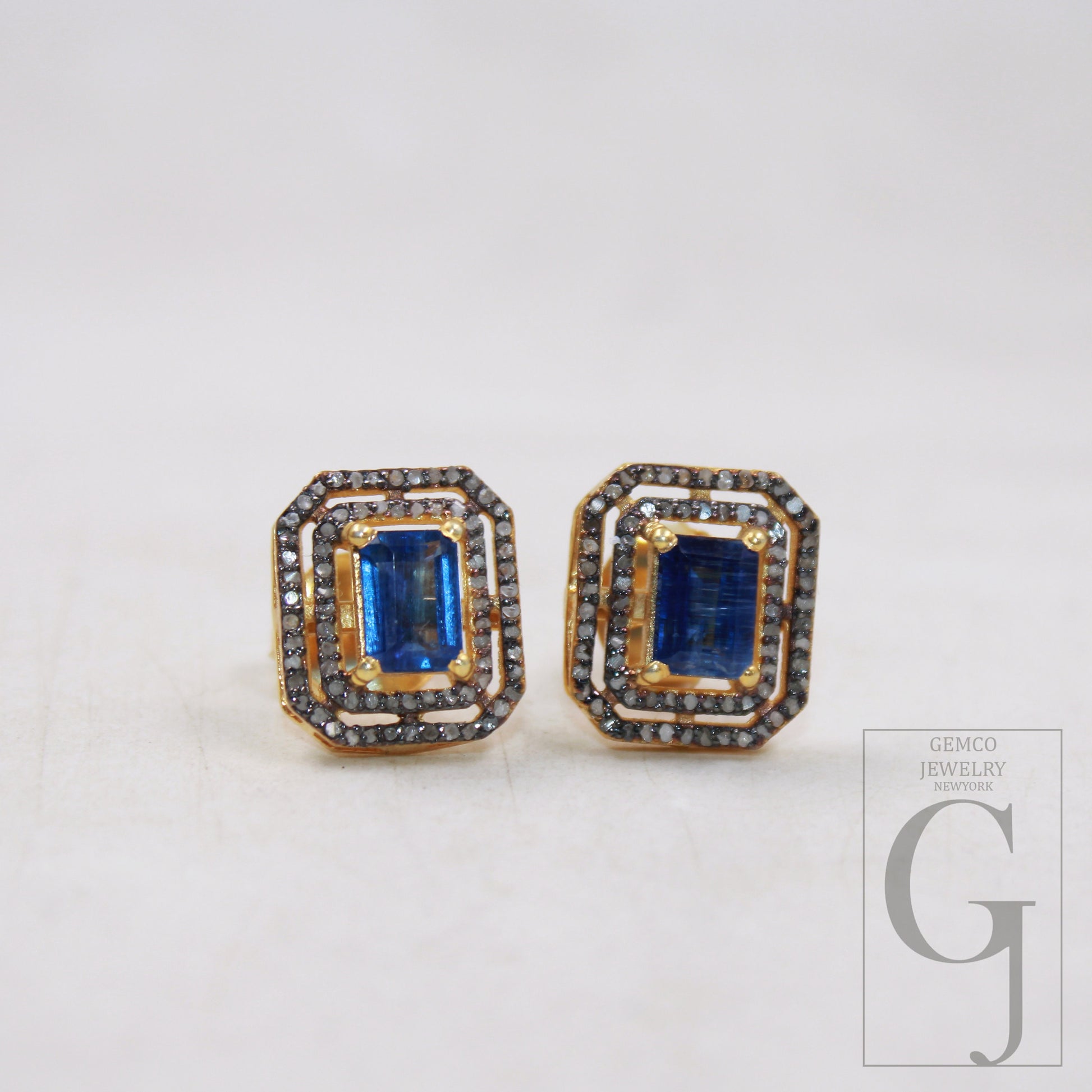 Gold antique finsih Beautiful Kyanite stud earrings tops Pave rosecut diamond 925 sterling silver handmade diamond pave stud earring jewelry