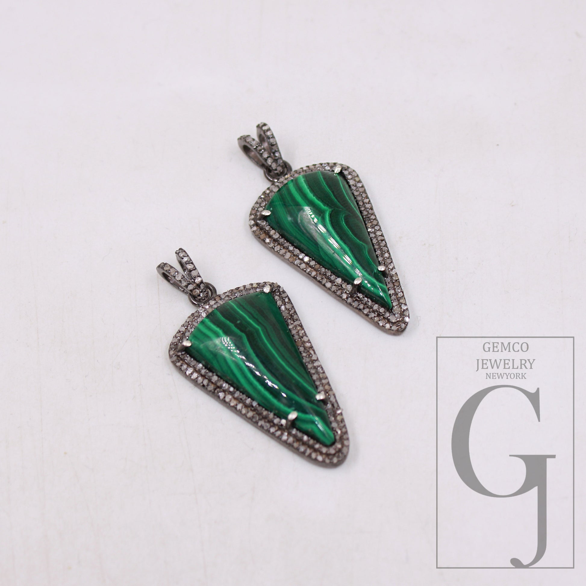 1pc Spike Design Malachite Pendant Rosecut Pave Diamond Pendant Sterling 925 Silver Handmade Finish Diamond Charm Necklace Pendant Jewelry