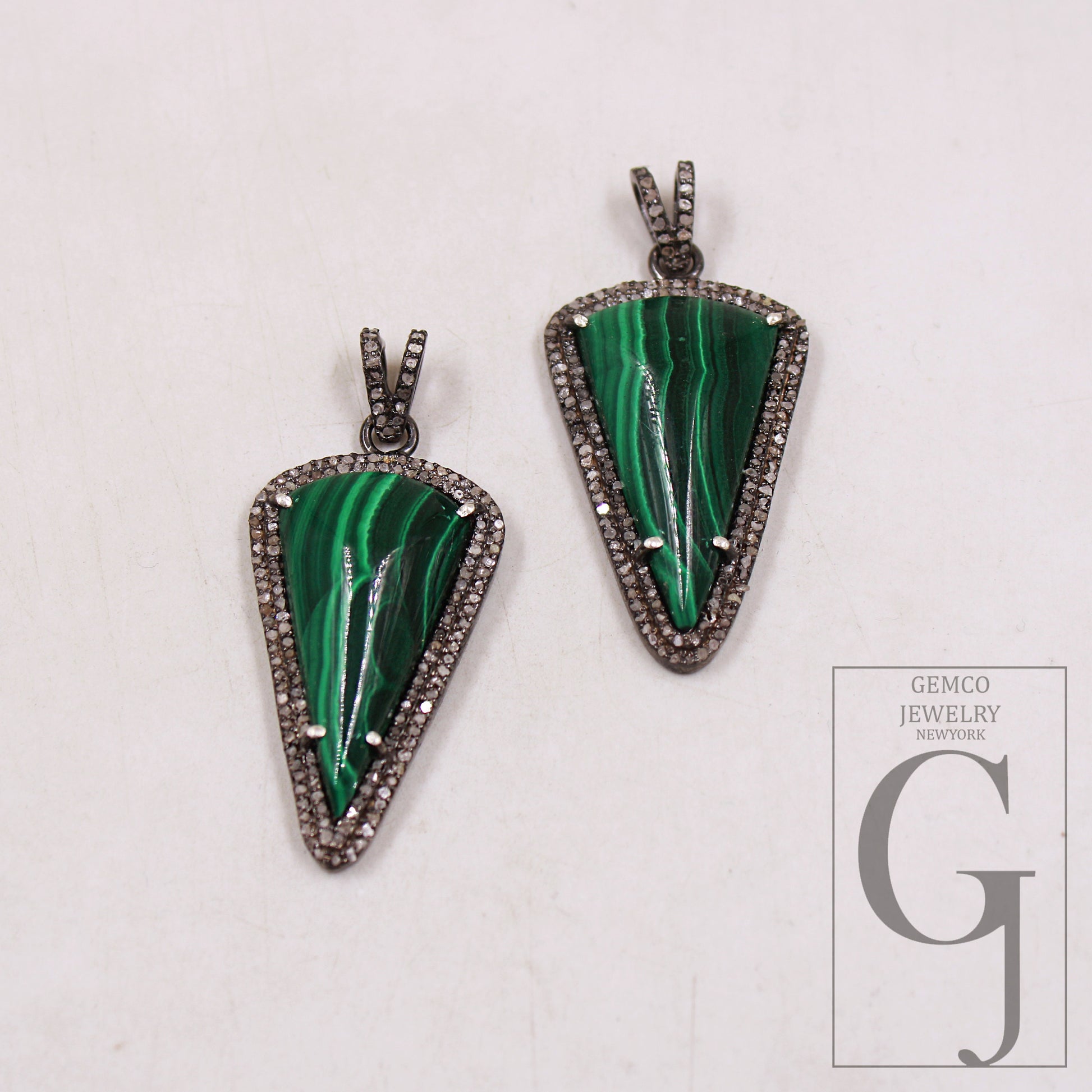 1pc Spike Design Malachite Pendant Rosecut Pave Diamond Pendant Sterling 925 Silver Handmade Finish Diamond Charm Necklace Pendant Jewelry