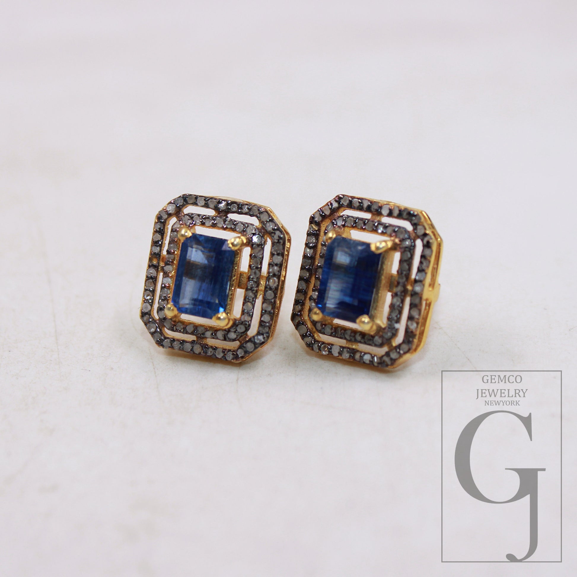 Gold antique finsih Beautiful Kyanite stud earrings tops Pave rosecut diamond 925 sterling silver handmade diamond pave stud earring jewelry